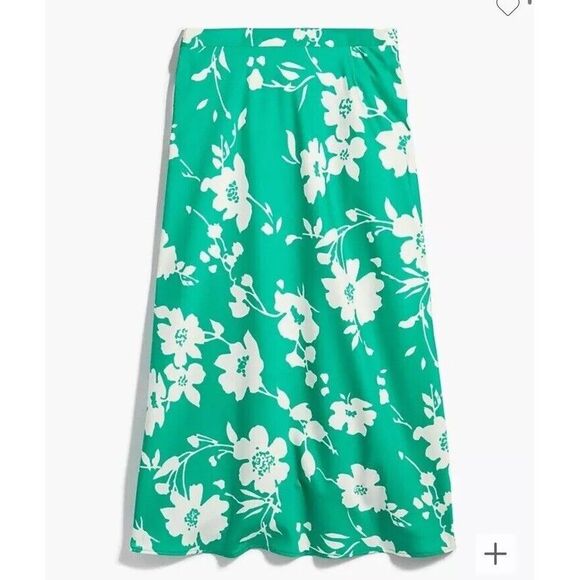 J. Crew Dresses & Skirts - J. Crew SET Satin Back Crepe Midi Skirt‎ & Tank Green Floral Print 6/S